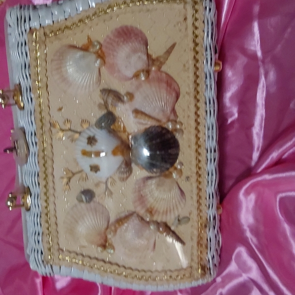Great Gift!! Vintage mommy and me purse set - Picture 7 of 10